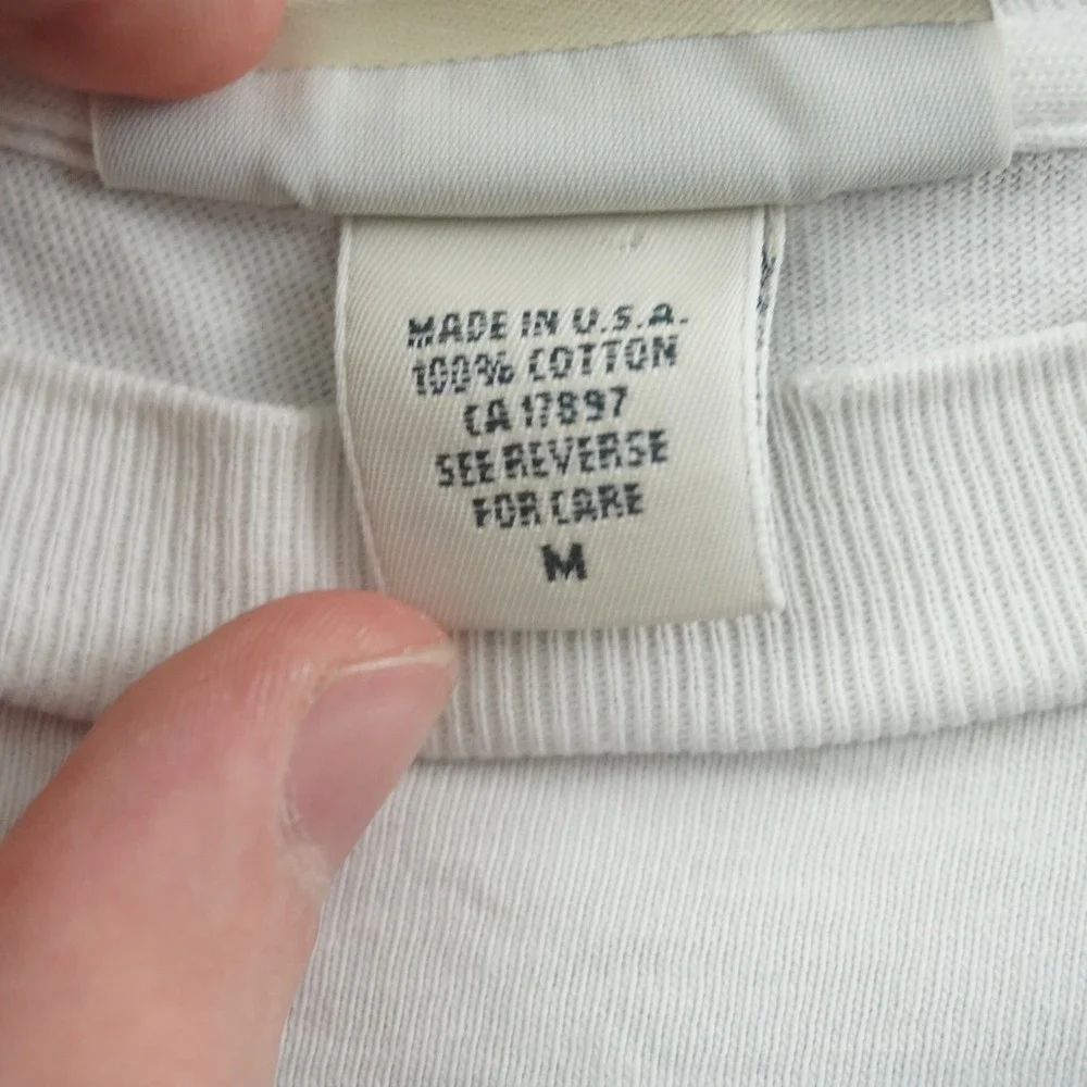 Banana Republic Graphic T-Shirt Mens M White Globe Pocket Single Stitch USA